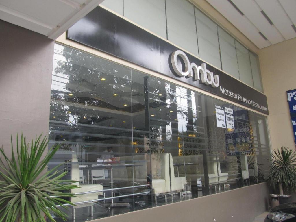 Sequoia Hotel Quezon City Exteriör bild