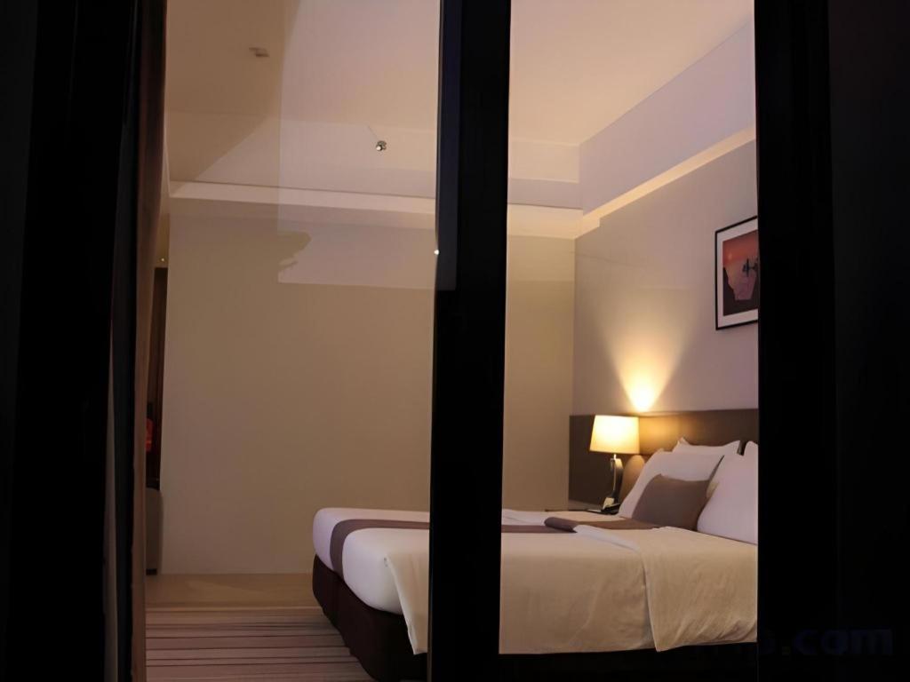 Sequoia Hotel Quezon City Exteriör bild