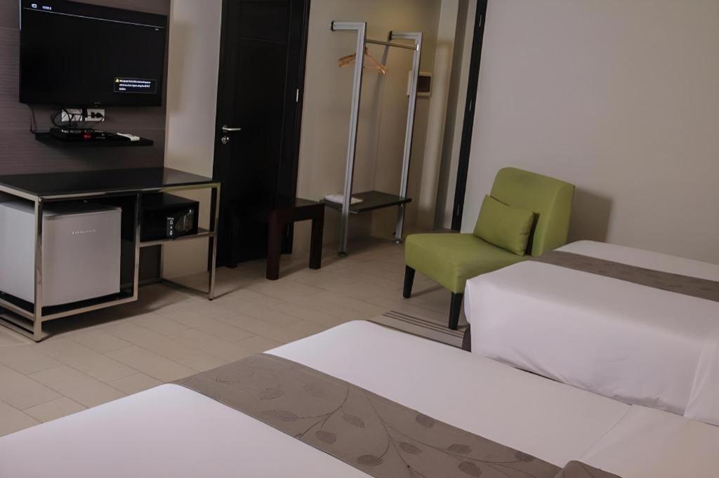Sequoia Hotel Quezon City Exteriör bild