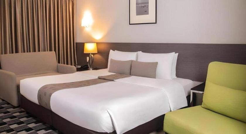 Sequoia Hotel Quezon City Exteriör bild